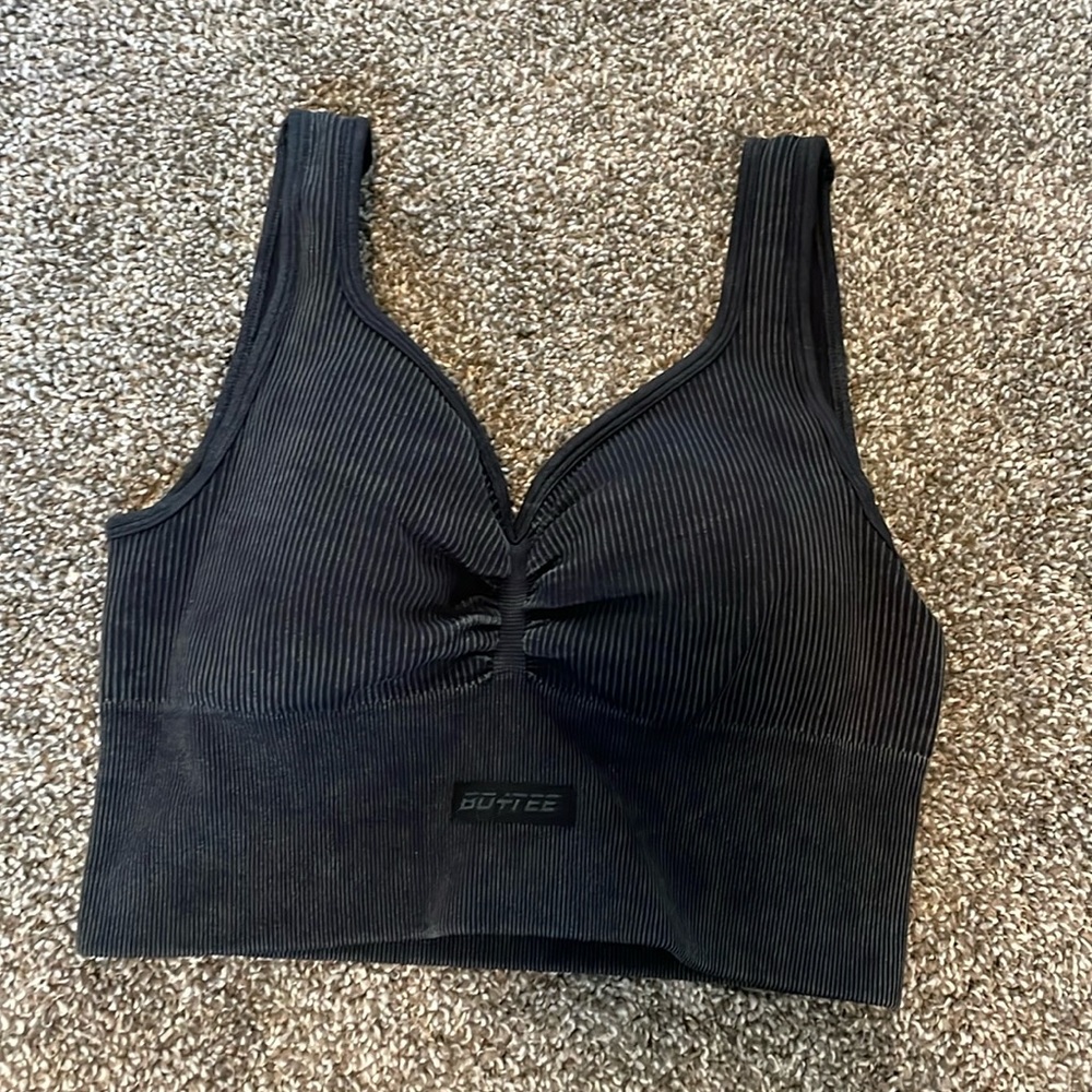 Enlongated Sports Bra